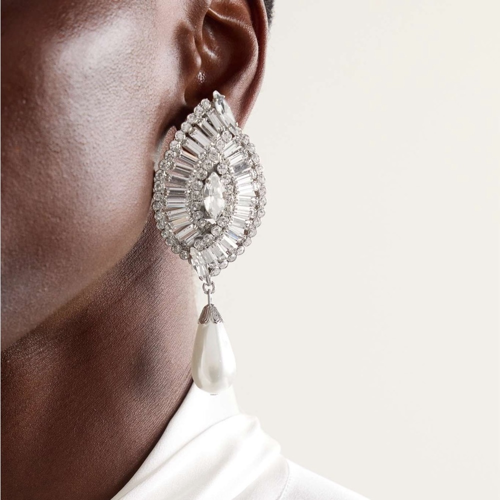 Alessandra Rich
Silver-tone, crystal and faux pearl clip earrings